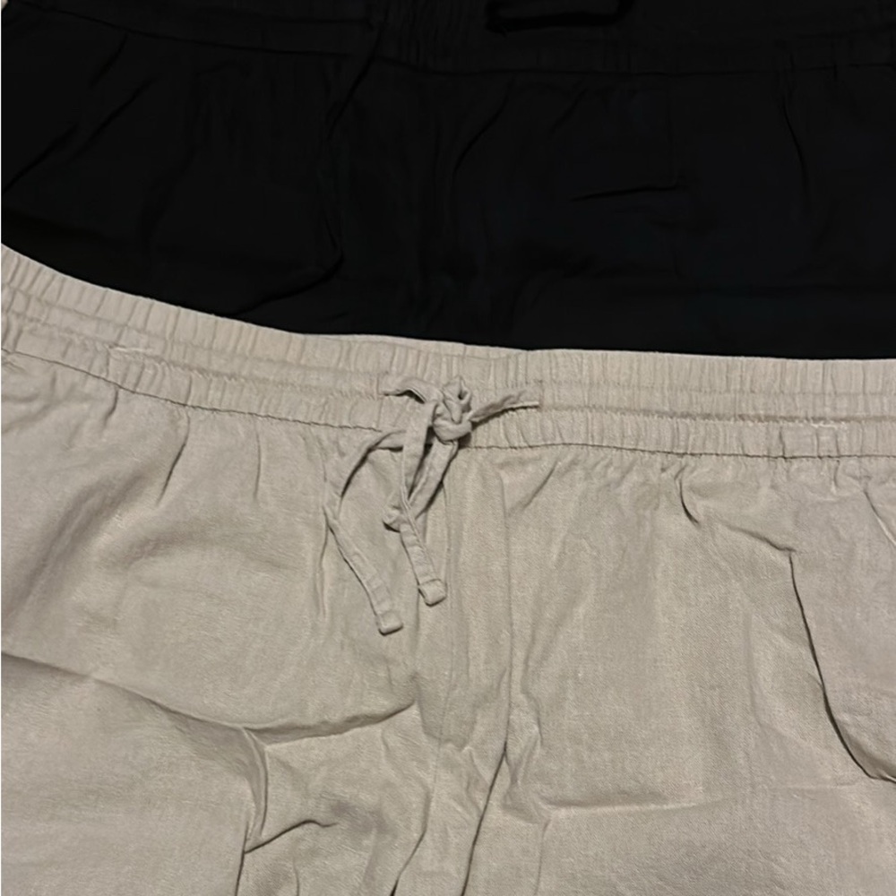 Ladies Old Navy Linen shorts (2 pairs) Sz L